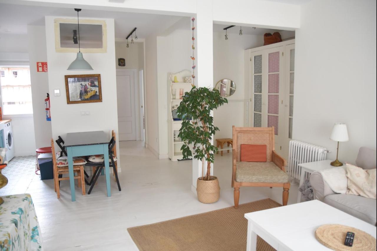 Nuevo! Coqueto Apartamento En Tetuan Santander Exterior photo
